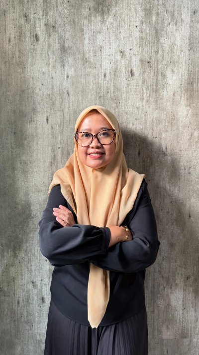 ANADIA RAHMADINI, SE, M.Pd